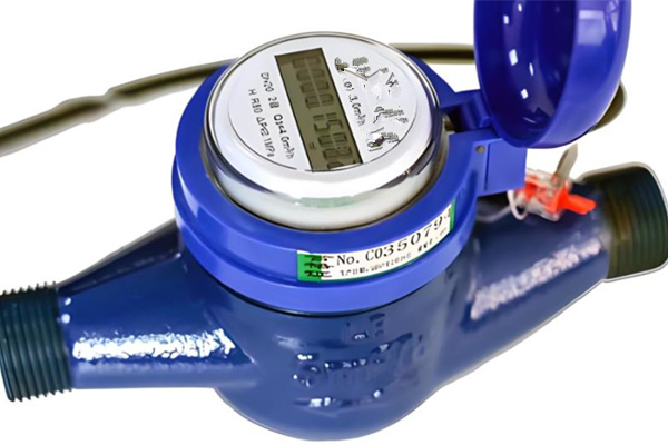 光電直讀遠(yuǎn)傳水表安裝簡(jiǎn)單嗎？ 圖1